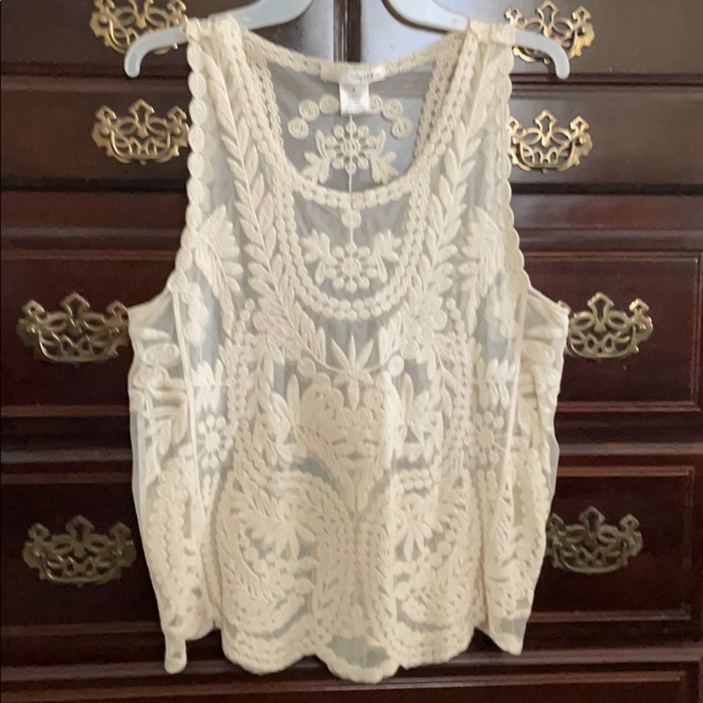 Embroidered creme color tank top size small